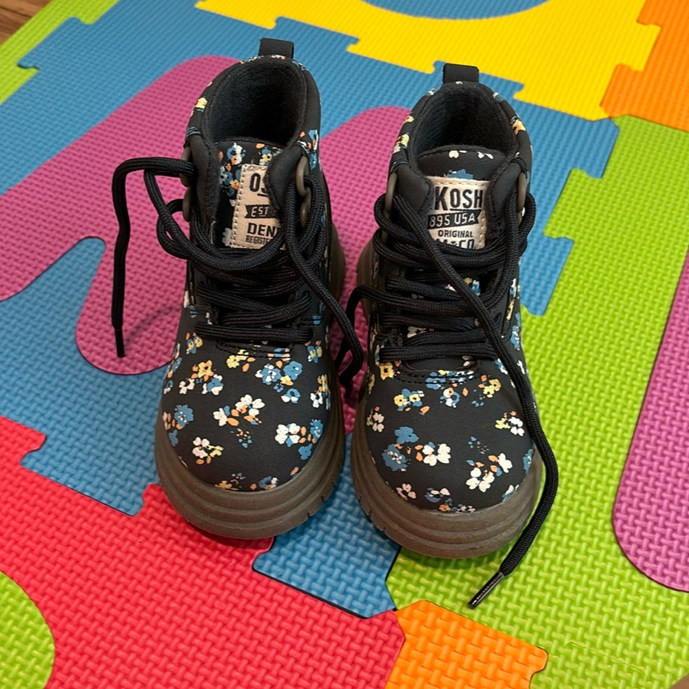 Oshkosh Shoes